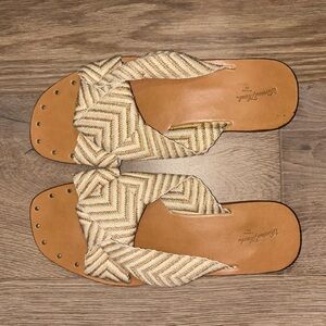 Universal Thread Tan Knotted Sandals | Size 8-10